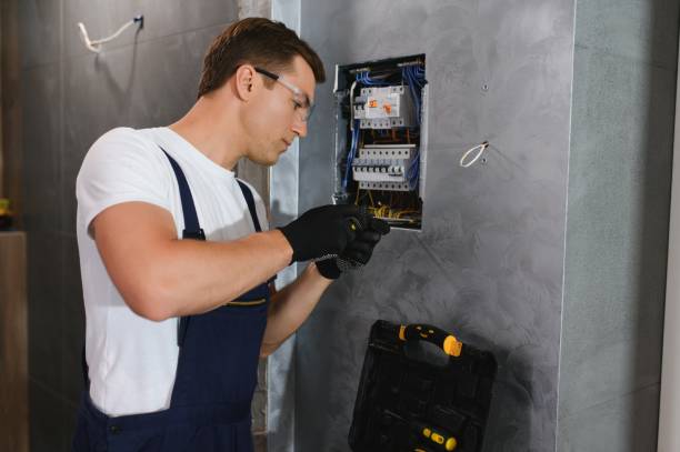 Best Licensed Electrician  in Lake Lorelei, OH